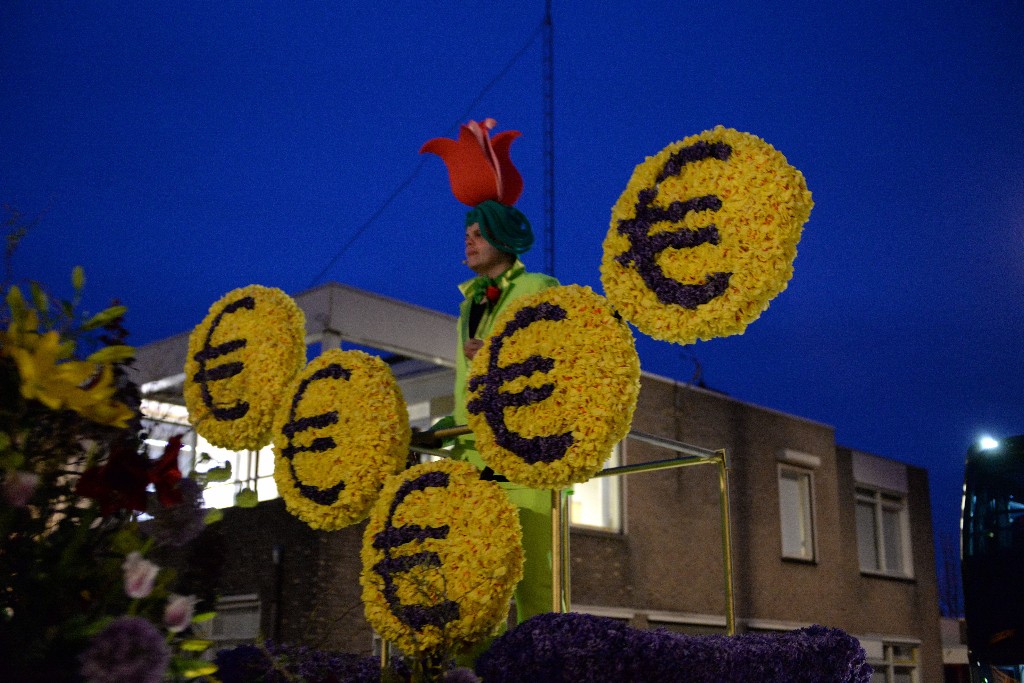 ../Images/Bloemencorso Noordwijkerhout 209.jpg